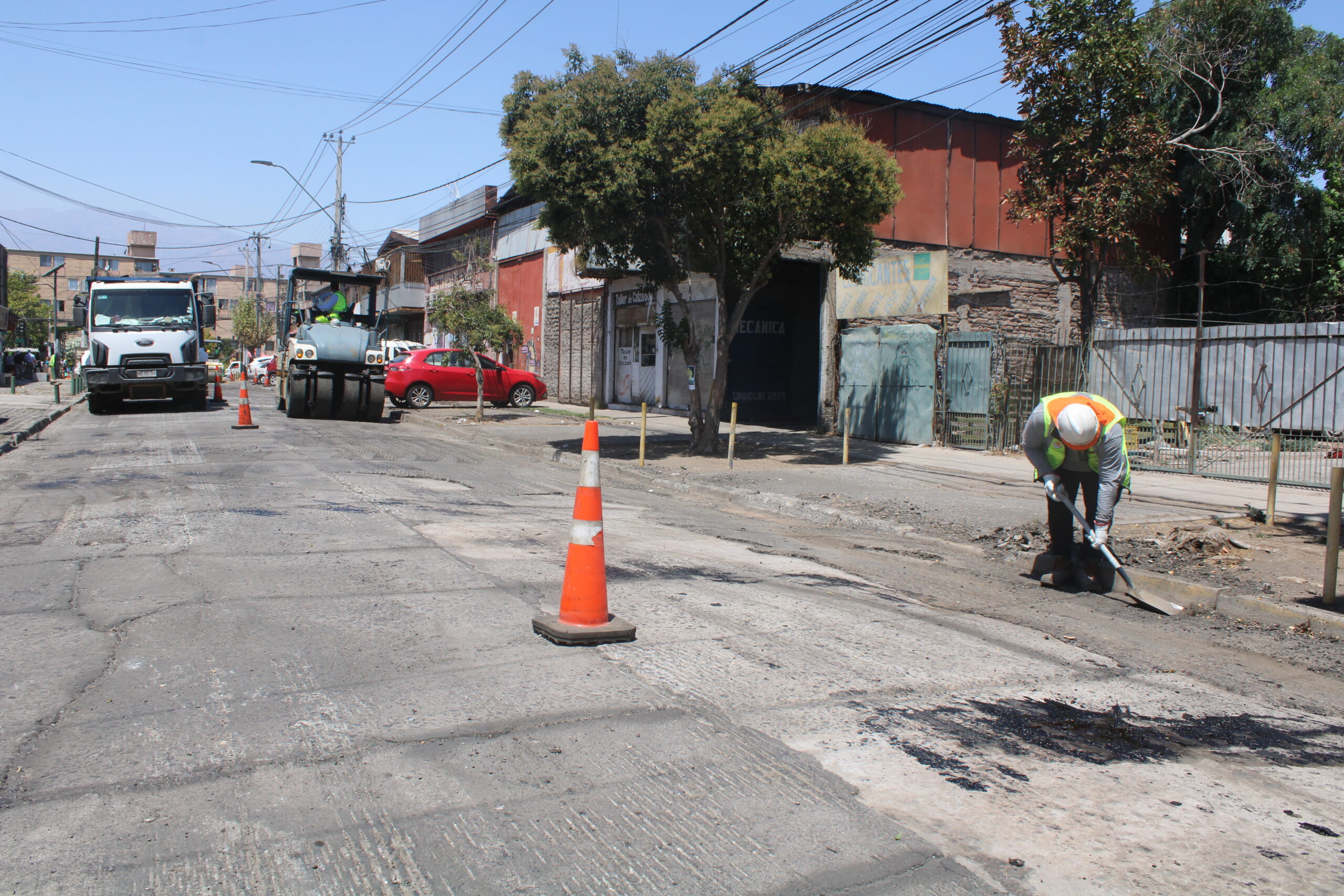 Un compromiso que se cumple: inició la repavimentación de las calles Uruguay y Mirador