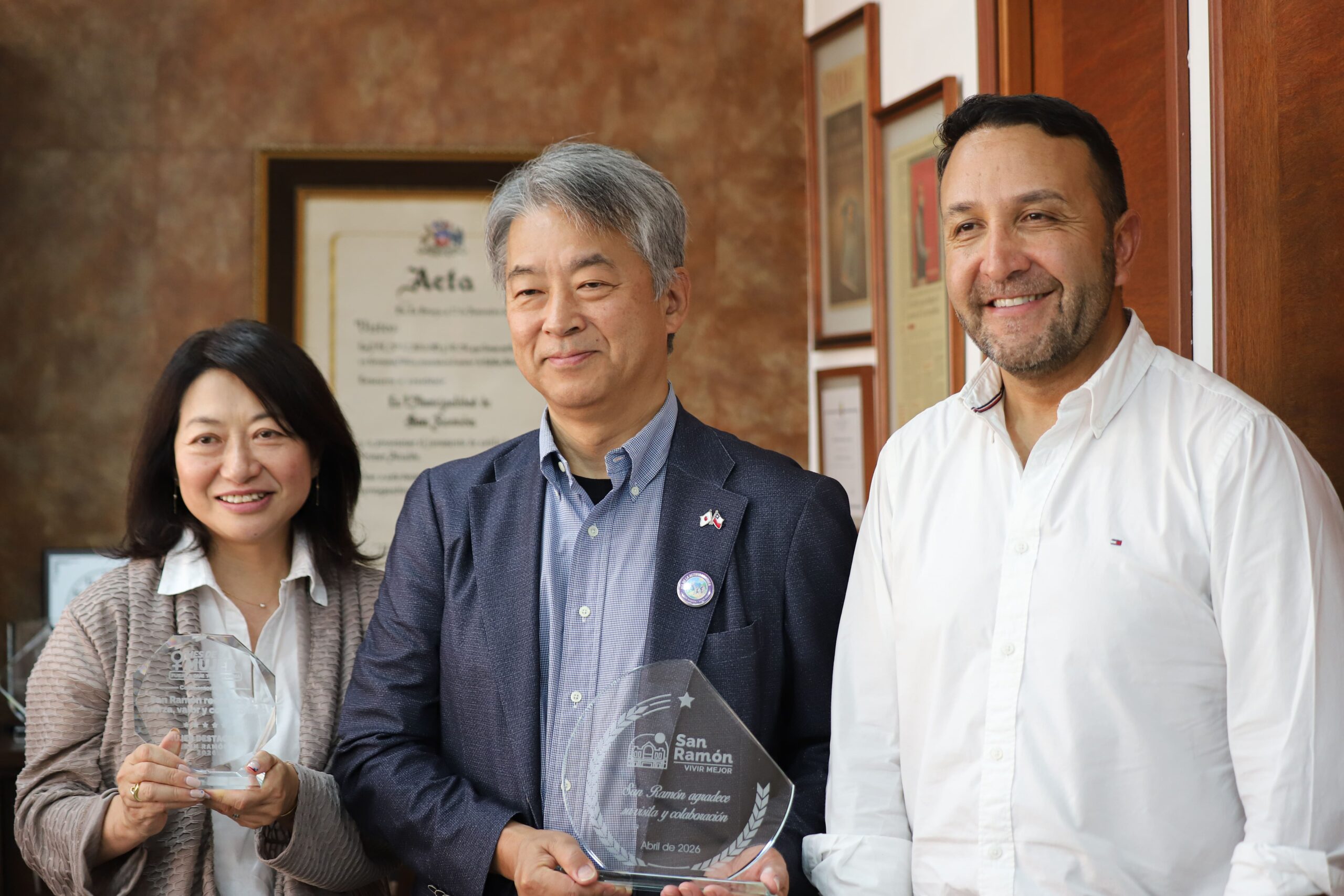 Embajador de Japón visitó la 1ª Feria de Artes Marciales Japonesas de San Ramón