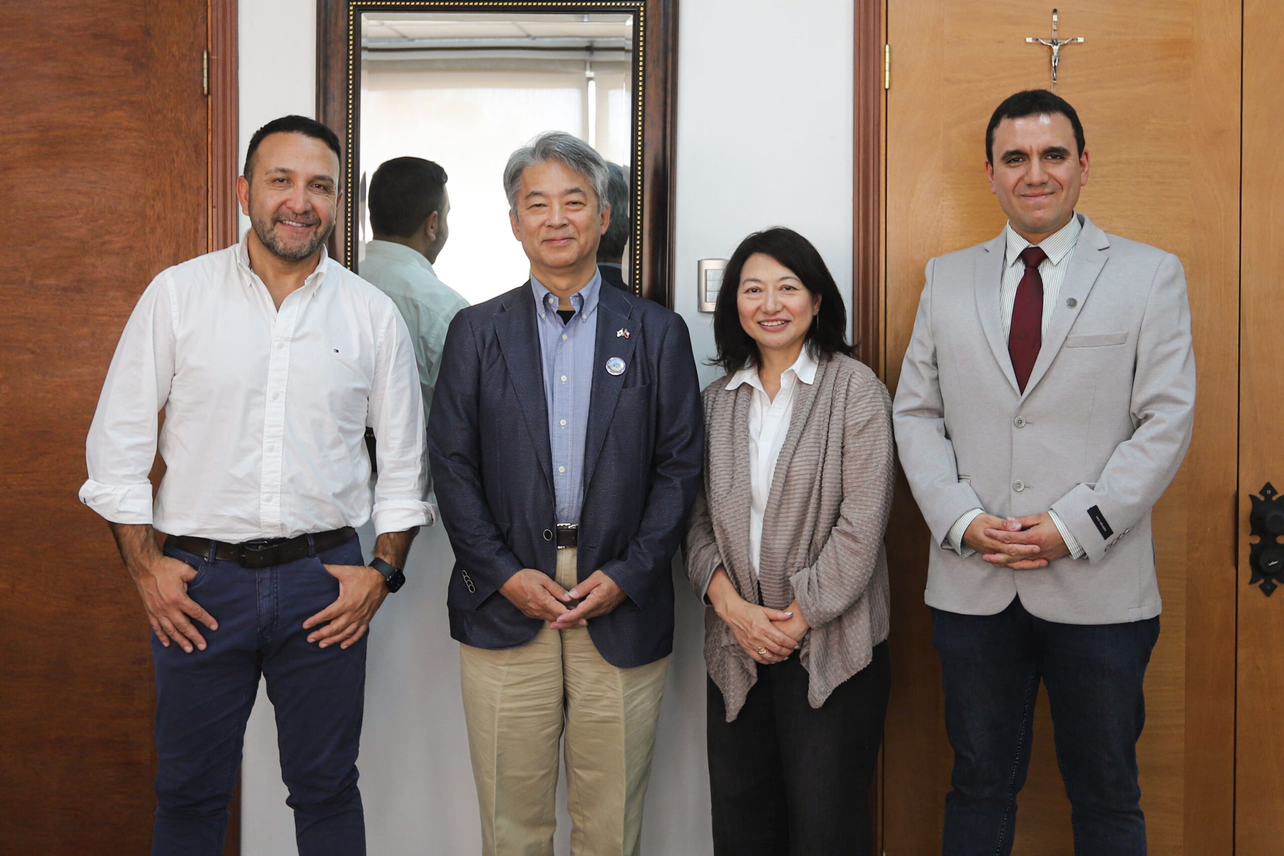Embajador de Japón visitó la 1ª Feria de Artes Marciales Japonesas de San Ramón