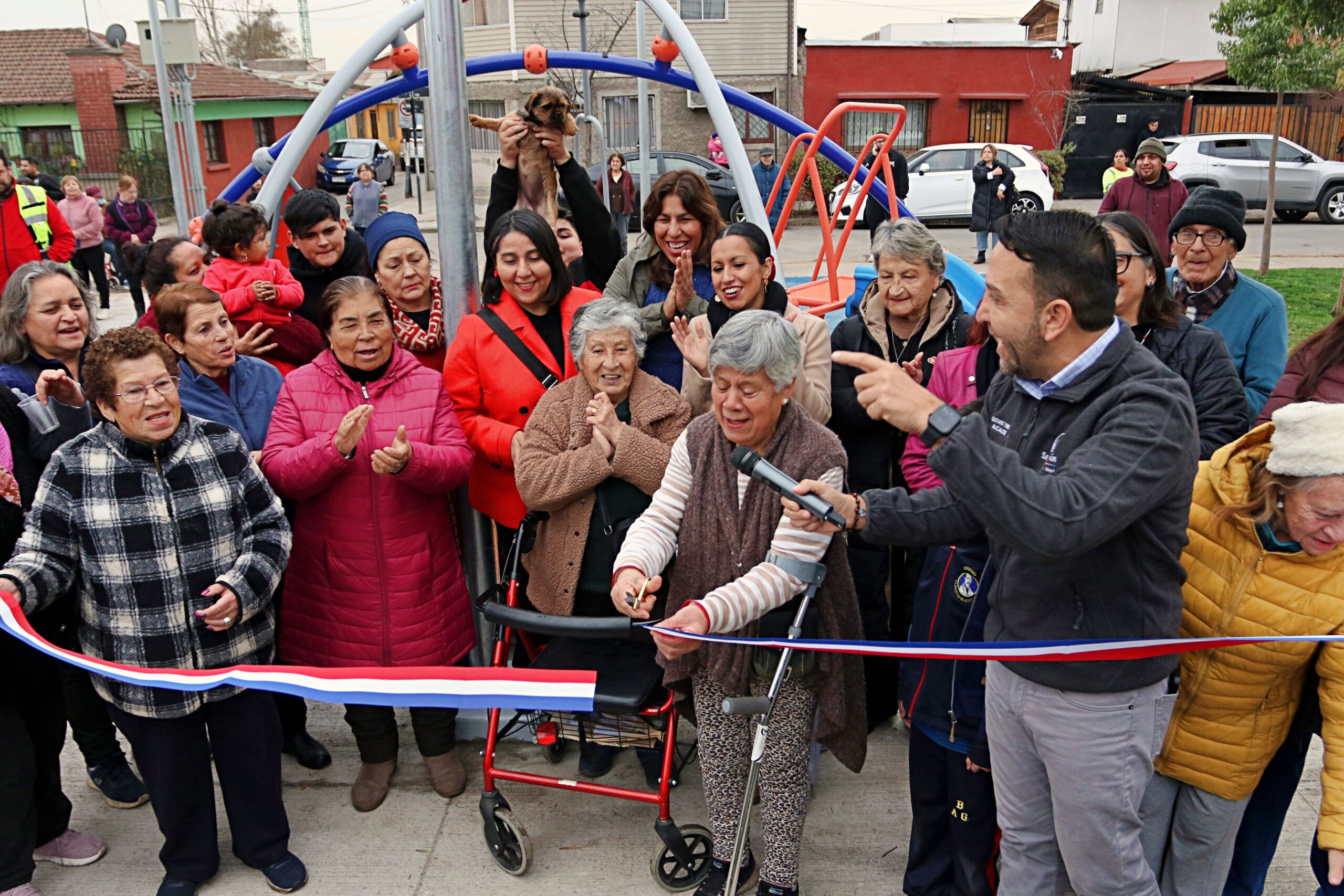 ¡Alegría en la zona norte! Unidad Vecinal 22 cuenta con nueva plaza en Carlos Jara